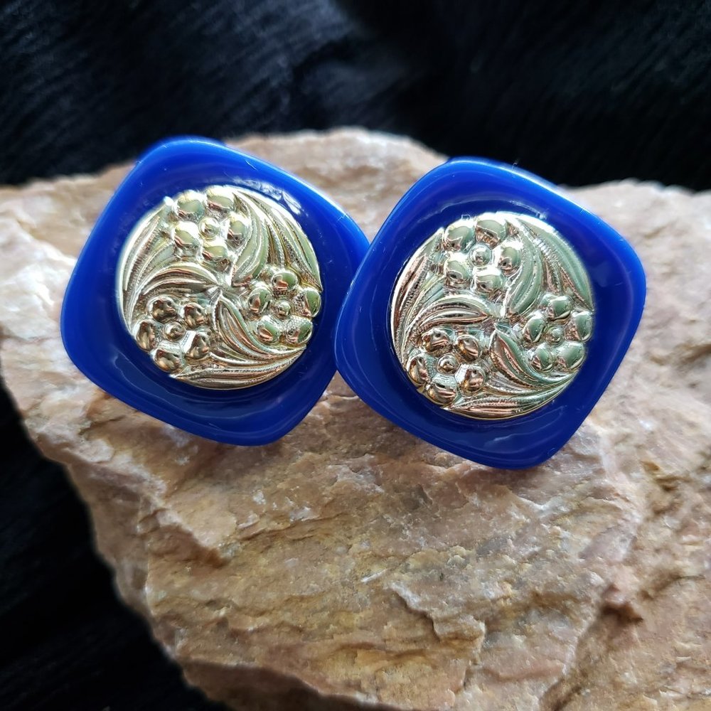 VTG Retro Blue Diamond Shaped Clip-on Earrings